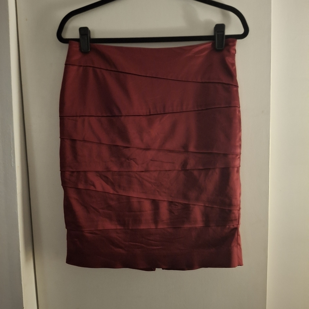 White House Black Market Women's Burgundy Pencil Skirt